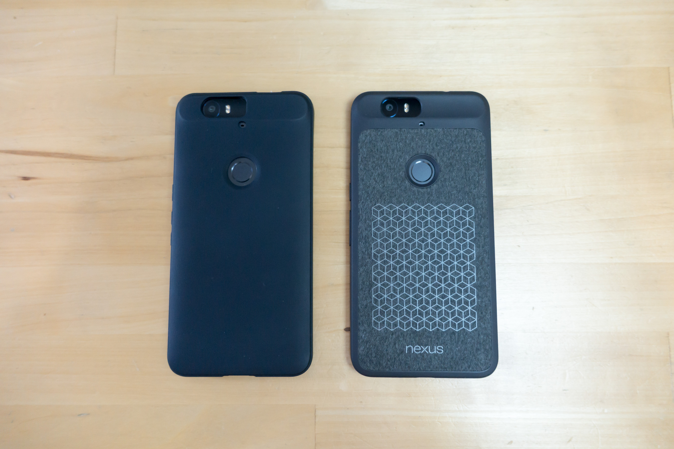 Coque Diztronic vs coque officielle pour Nexus 6P