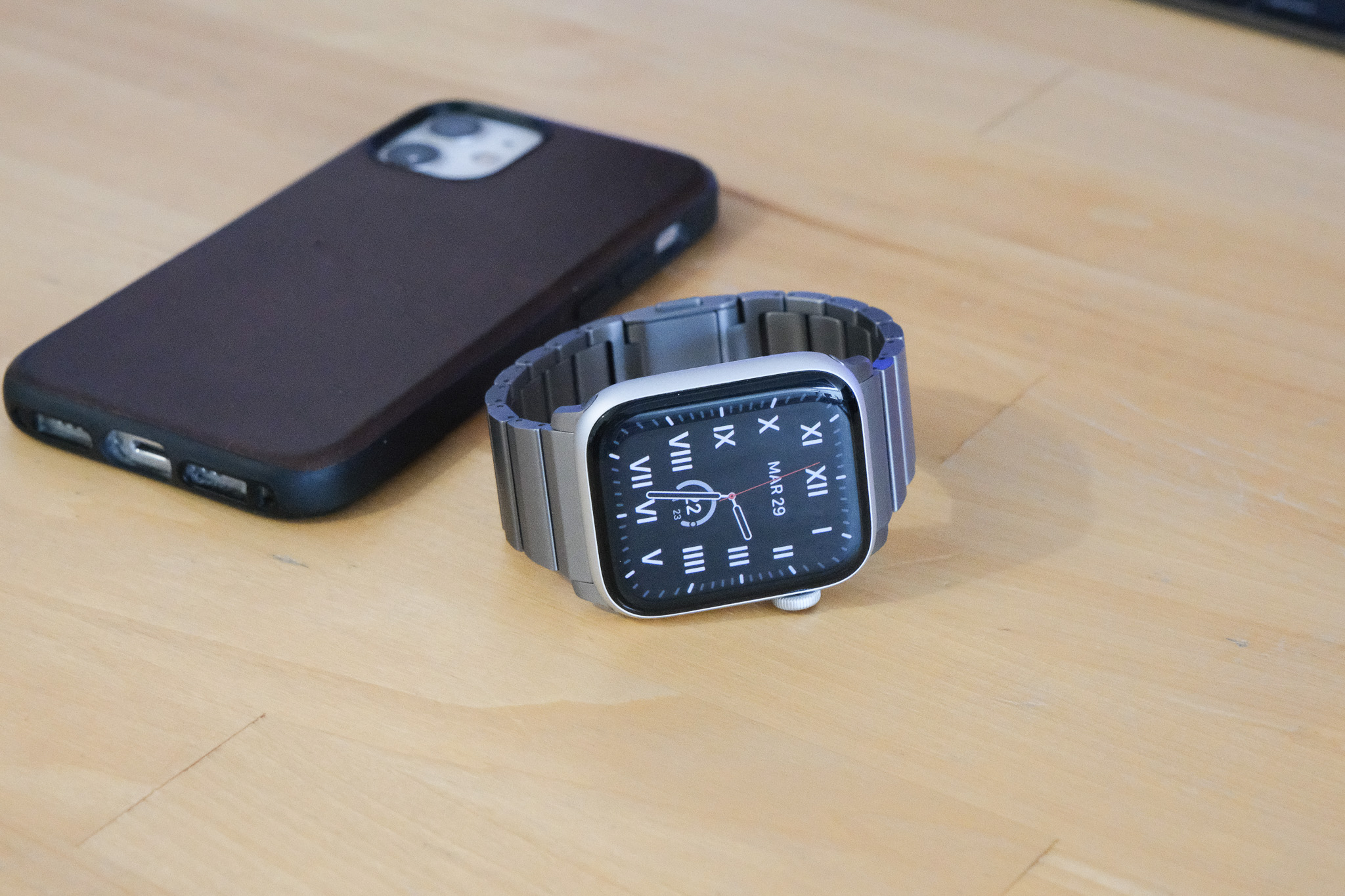 Nouveau bracelet Nomad Acier ou Titane pour Apple Watch